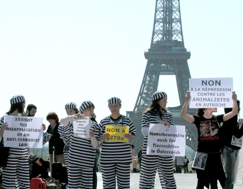 Manifestation de soutien au militants autrichiens de la protection animale