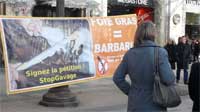 galerie de photo de stand contre le gavage des canards pour la production de foie gras