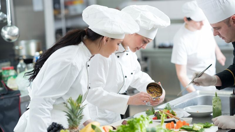 Une nouvelle formation à la cuisine végétale pour les profs d'écoles hôtelières